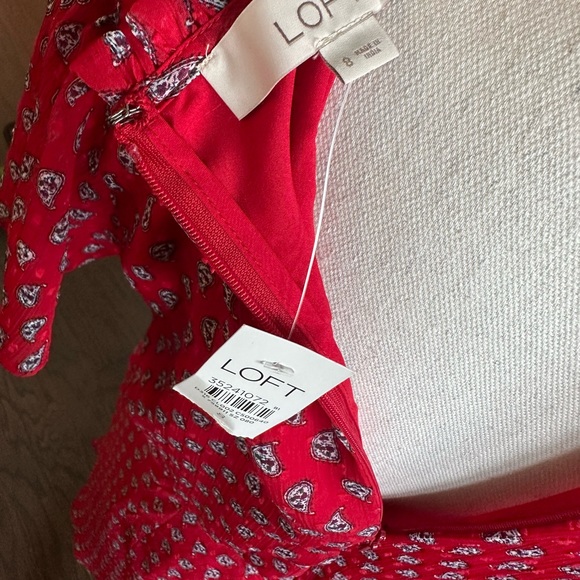 Loft nwt dress. Great for work size 8 - Picture 3 of 3